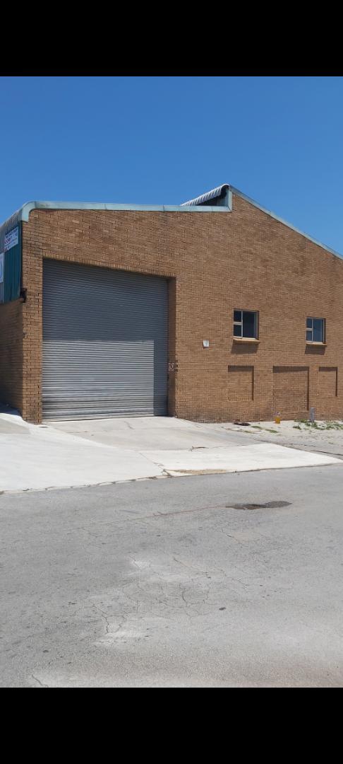 To Let commercial Property for Rent in Sidwell Eastern Cape